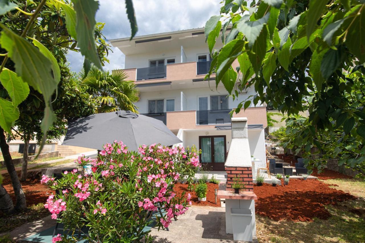 Apartment Dida I Mara Malinska Esterno foto